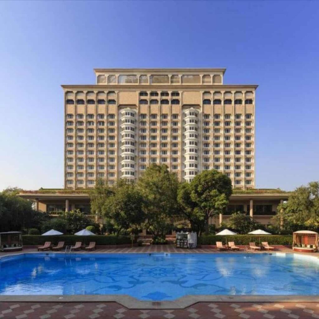 Hotel Escorts in Delhi